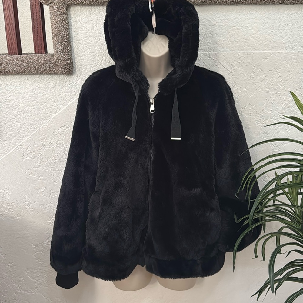 BELLIVERA Women’s Black Faux Fur Coat Shearling Fuzzy Jacket Size M EUC